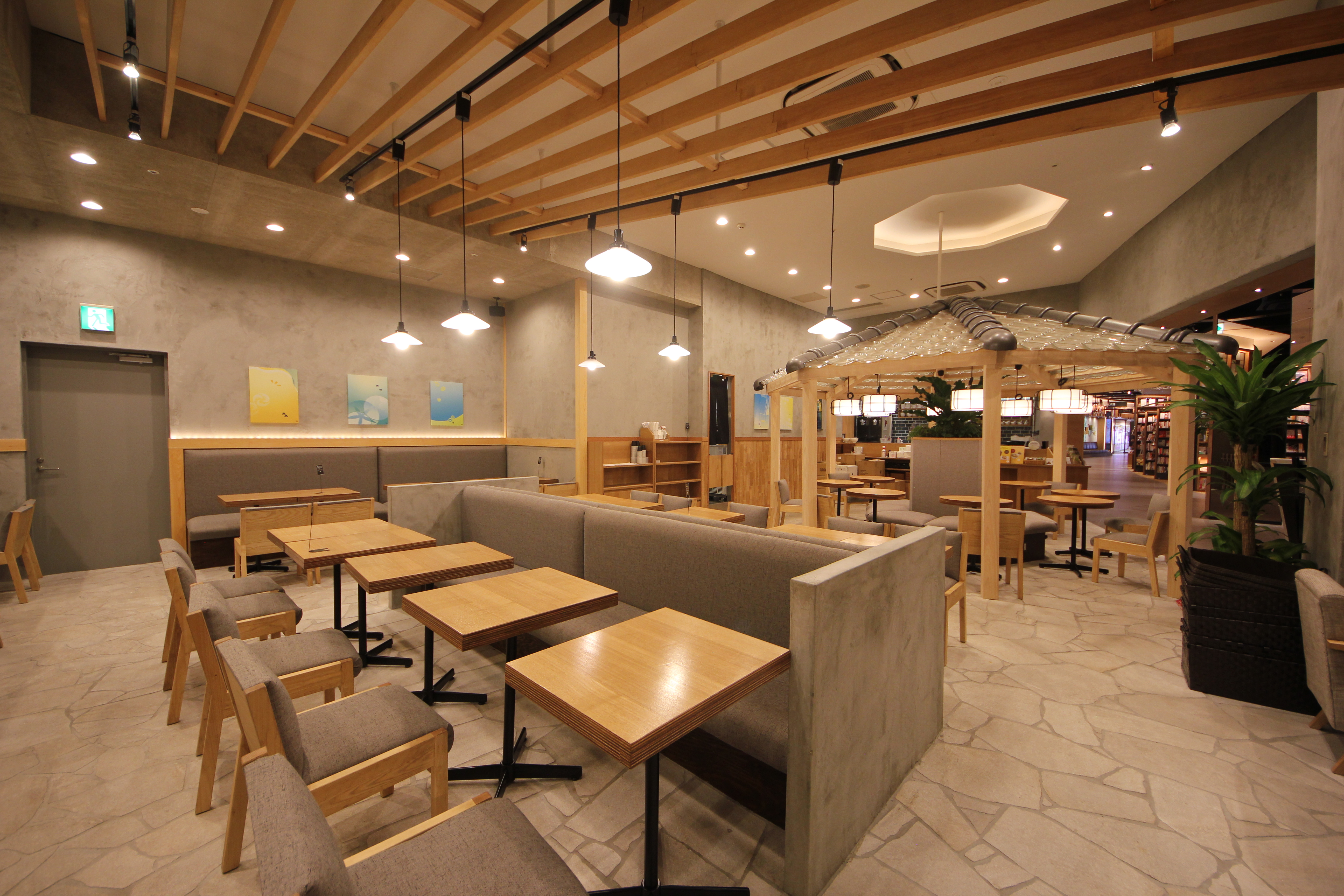 nana's green tea 長崎ココウォーク店 – 上野建築研究所